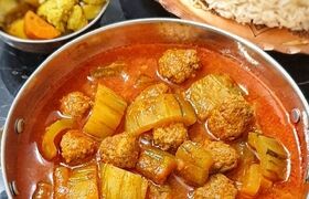 خورش خیار چنبر با گوشت قلقلی؛ طعم متفاوتی که عاشقش می‌شوید