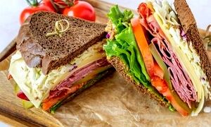طرز تهیه ساندویچ پاسترامی گرم خانگی