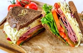 طرز تهیه ساندویچ پاسترامی گرم خانگی