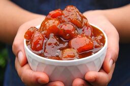 طرز تهیه مربای آلوبخارا؛ این دسر ترش و شیرین را حتماً امتحان کنید
