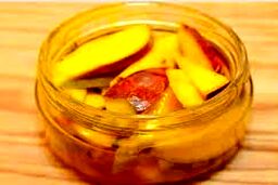 طرز تهیه ترشی به + روش نگهداری و جلوگیری از کپک زدن آن