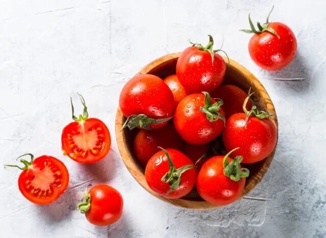 چرا گوجه‌فرنگی را نباید داخل یخچال گذاشت؟ ؛ روش نگهداری درست گوجه‌فرنگی