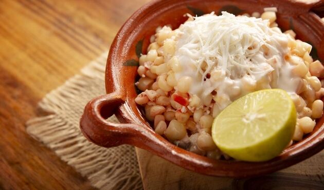طرز تهیه ذرت مکزیکی با قارچ و پنیر پیتزا؛ کش‌دار، خامه‌ای مثل کافه‌ها