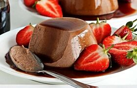 طرز تهیه دسر شکلاتی با سه قلم مواد