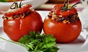 دلمه گوجه فرنگی؛ پیش غذایی خوشمزه و مجلسی