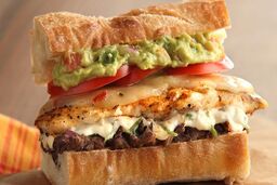 طرز تهیه ساندویچ مرغ مکزیکی همراه با نکات مهم و فوت و فن‌ها
