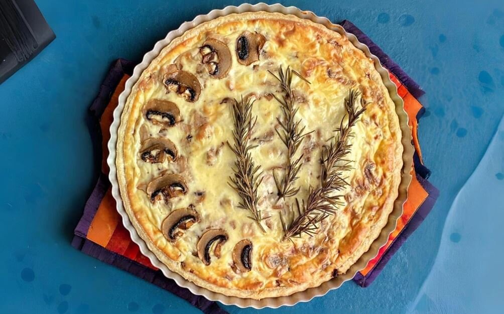 دستور پخت تارت مرغ و قارچ برای پیش غذا، شام یا دورهمی
