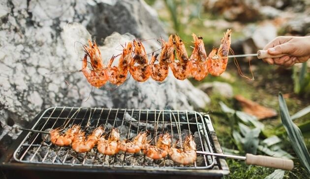 طبخ میگو کبابی آبدار هم سخت است هم آسان؛ قلق دارد!