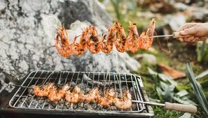 طبخ میگو کبابی آبدار هم سخت است هم آسان؛ قلق دارد!