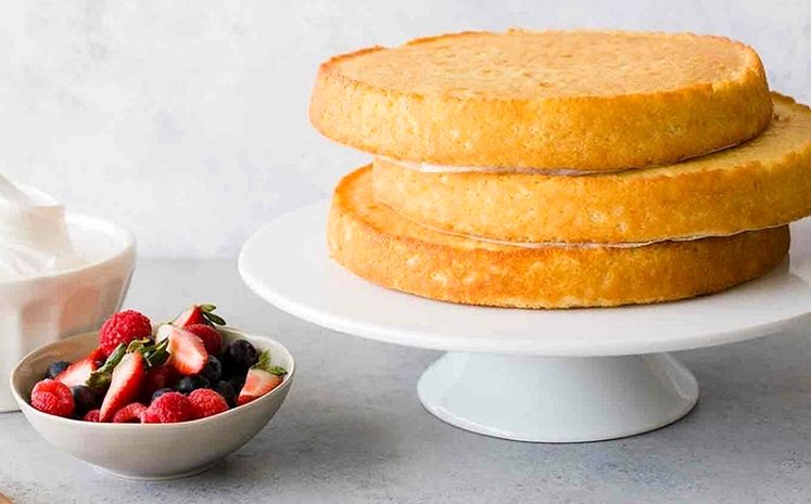 طرز تهیه «کیک ساده» خانگی به صورت مرحله به مرحله و بسیار خوشمزه