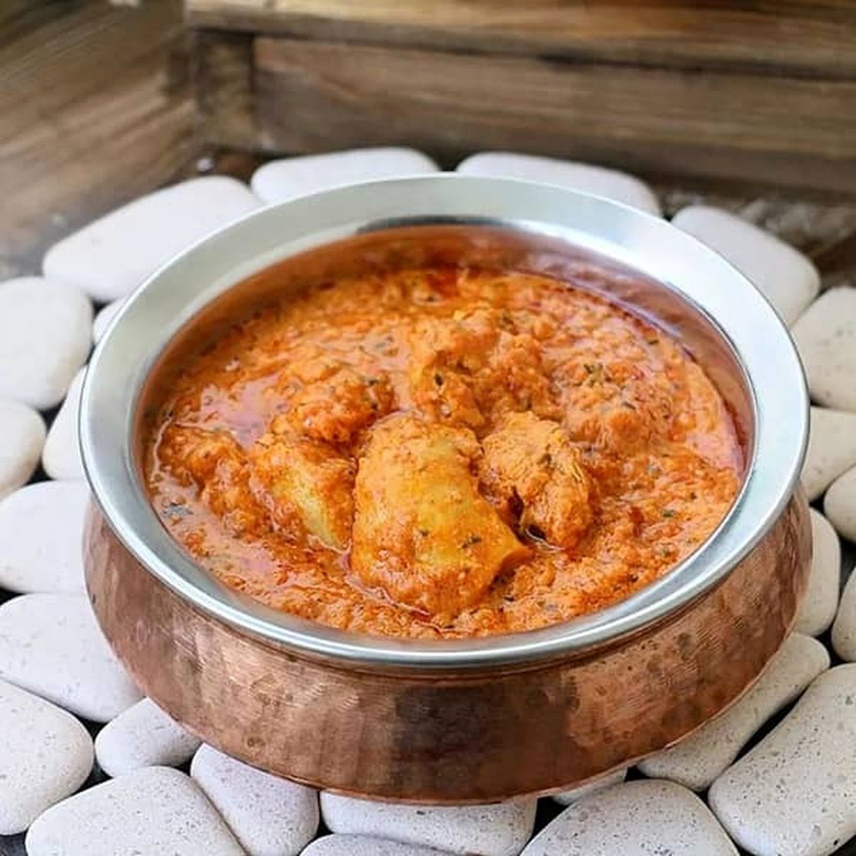 خورش مرغ درباری؛ خوشمزهترین مرغی که تابهحال خوردهاید!