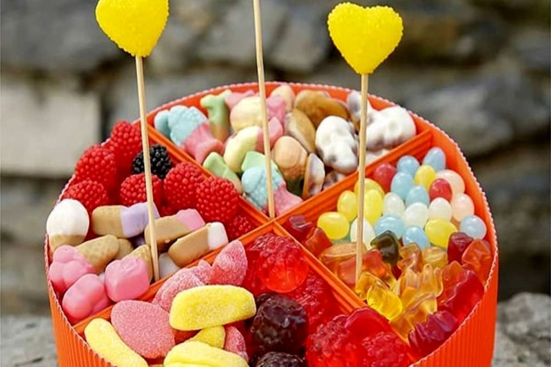 طرز تهیه پاستیلهای رنگی رنگی با میوههای تابستانه