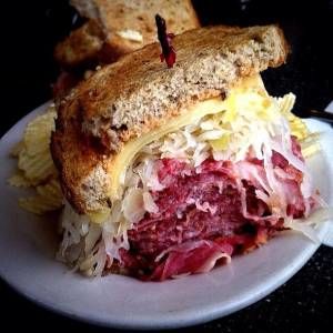 طرز تهیه ساندویچ دلی روبن (Deli Reuben)