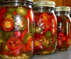 طرز تهیه ترشی فلفل دلمه ای