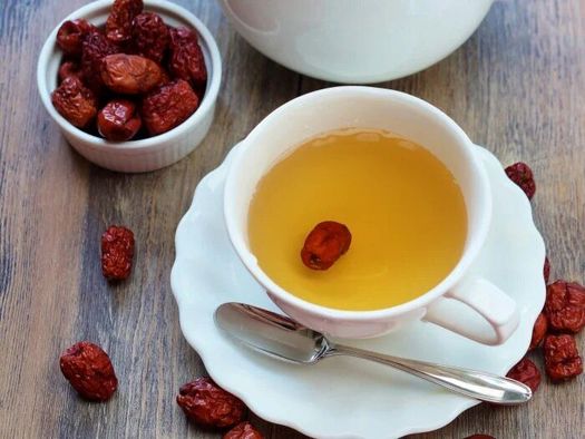 طرز تهیه دمنوش عناب؛ خواص جوشانده عناب 
