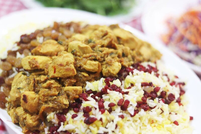 طرز تهیه زرشک پلو با مرغ تکه ای