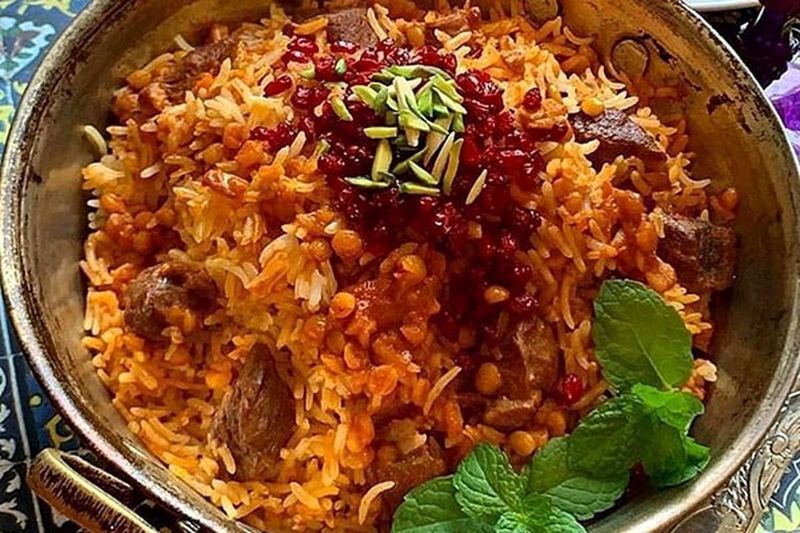 (ویدئو) طرز تهیه «قیمه لاپلوی مجلسی» به روش یک آشپز باتجربه