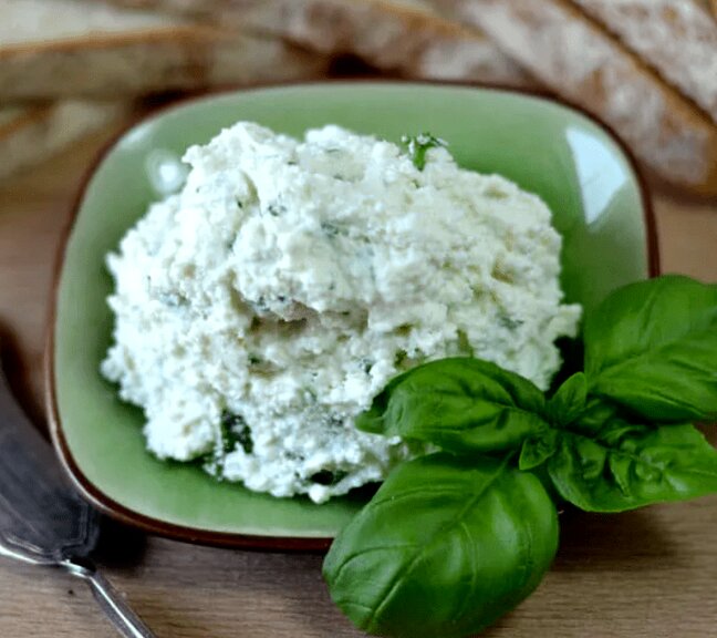 طرز تهیه پنیر زیره سنتی