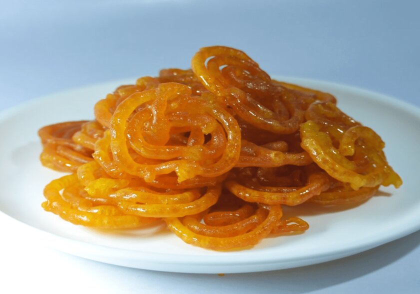 روش تهیه زولبیا و بامیه با نشاسته و ماست