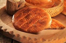 دستور پخت نان فطیر شیرین؛ ساده و خوشمزه