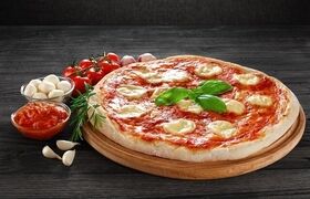 پیتزا مارگاریتا به روش ایتالیایی و رستورانی