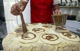 (تصاویر) «کُلوکی» نان سنتی و محبوب بندرعباس