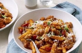 طرز تهیه پاستا سوسیس؛ خوشمزه و متفاوت