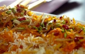 طرز تهیه شیرین پلو با مرغ؛ طعمی که زیر دندان می‌ماند
