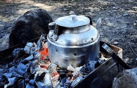 طرز تهیه چای ذغالی: یک تجربه جدید و متفاوت