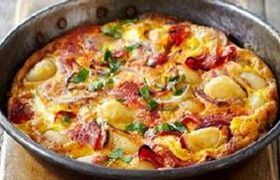 طرز تهیه املت سیب زمینی اسپانیایی ساده مرحله به مرحله