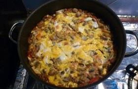طرز تهیه “املت قارچ” و گوجه فرنگی آلمانی