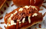 طرز تهیه ساندویچ «چیلی داگ»؛ یک شام خوشمزه