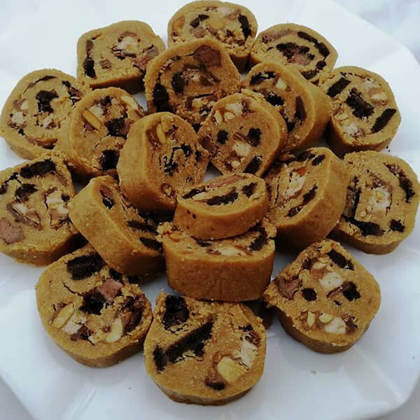 طرز تهیه رول بیسکویت و کارامل