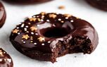 طرز تهیه دونات شکلاتی با فر و بدون فر