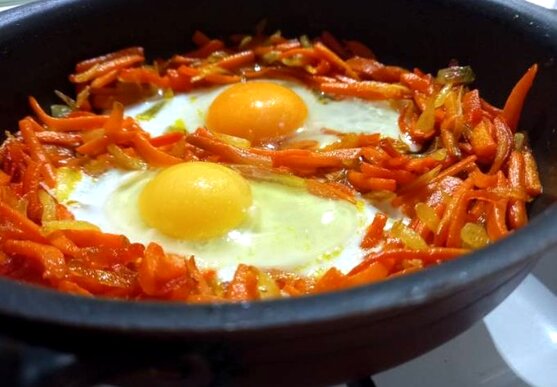 دستور پخت هویج بیج؛ املت ساده به سبک رشتی