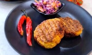 باکوان مرغ و سبزیجات؛ کوکوی برشته اندونزی