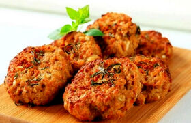 طرز تهیه کوکو مرغ کردی؛ شام خوشمزه و مقوی