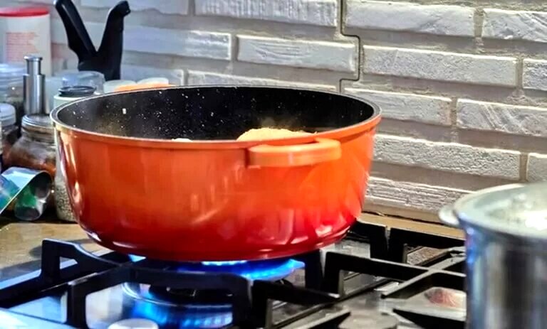 چطور از قابلمه به عنوان فر استفاده کنیم؟