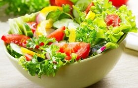 ۵ دسر و سالاد کم‌کالری برای روزهای کم‌تحرک؛ راهکاری ساده برای جلوگیری از افزایش وزن