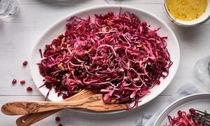 ترشی کلم قرمز و انار، چاشنی مخصوص ناصرالدین شاه