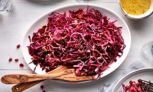 ترشی کلم قرمز و انار، چاشنی مخصوص ناصرالدین شاه