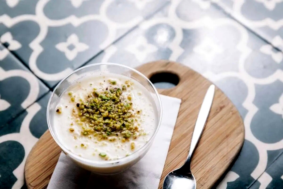طرز تهیه ۴ مدل فرنی خوشمزه و مقوی برای افطار