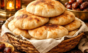 فوت‌وفن‌ تهیه نان عربی در ماهیتابه ؛ ویژه ماه رمضان