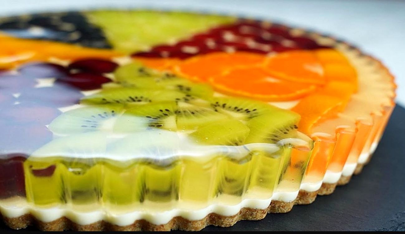 طرز تهیه تارت ژلهای با میوههای تازه