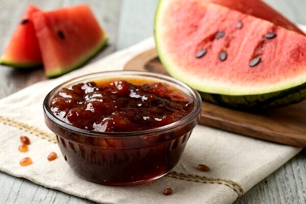 طرز تهیه شیره هندوانه؛ یک شیرین‌کننده طبیعی