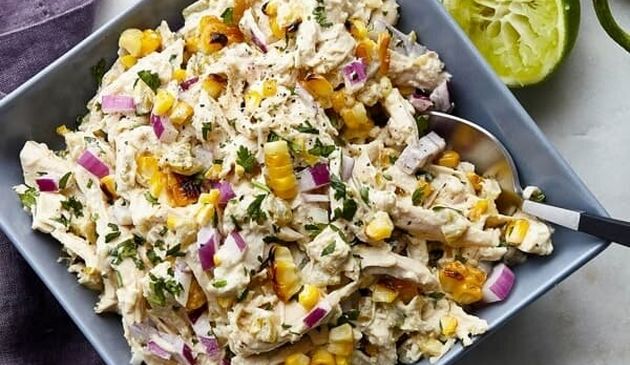 طرز تهیه سالاد تابستانی ذرت و مرغ مخصوص دورهمی‌ها