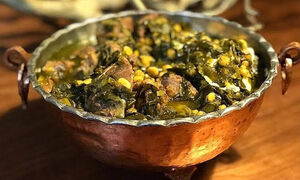 سیر قلیه گیلانی؛ خورش ترش و ملس شمالی با برگ سیر و تخم‌مرغ