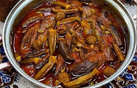 طرز تهیه خورش بامیه اهوازی؛ راز خوشمزگی این غذای جنوبی چیست؟