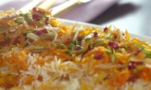 طرز تهیه شیرین پلو با مرغ؛ طعمی که زیر دندان می‌ماند