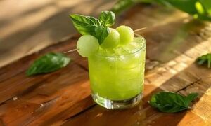طالبی را این بار به شیوه ای متفاوت نوش جان کنید